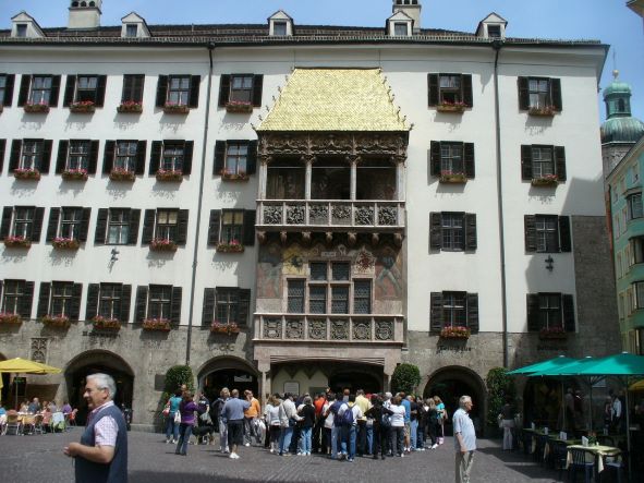 Goldenes-Dachl- neutral.jpg